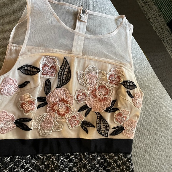 Anthro Loredana Dress by Moulinette Soeurs Size 4 Floral Embroidered Pencil - Picture 5 of 13